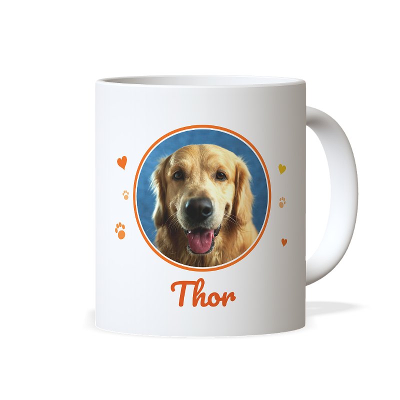 Foto parada de uma caneca personalizada